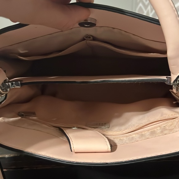 Purse - Picture 3 of 4